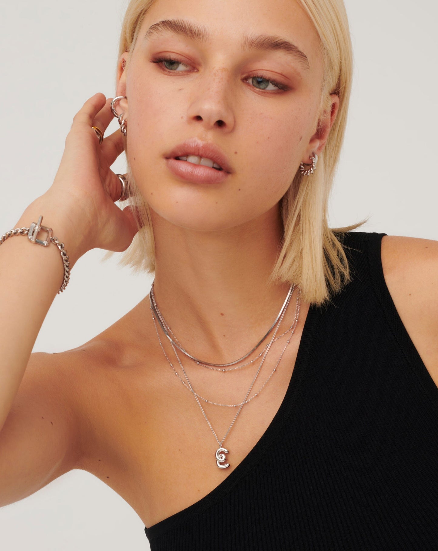 Curly Molten Initial Pendant Necklace - E | Sterling Silver