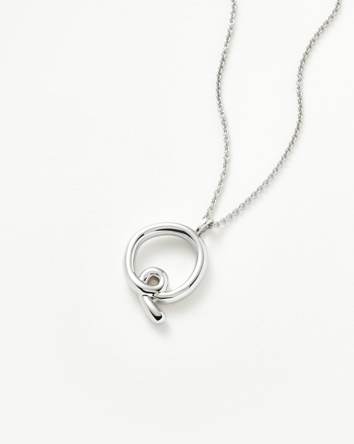 Curly Molten Initial Pendant Necklace - Q | Sterling Silver