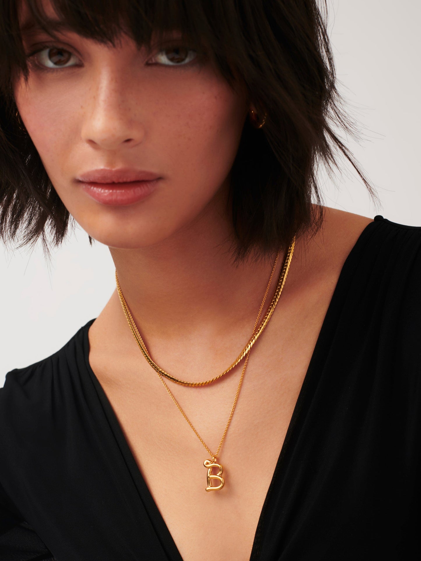 Curly Molten Initial Pendant Necklace - B | 18ct Gold Vermeil