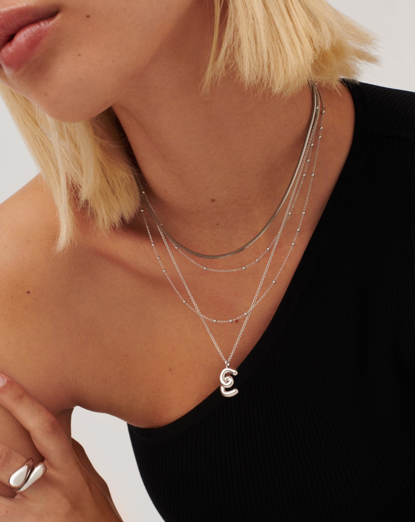 Curly Molten Initial Pendant Necklace - E | Sterling Silver