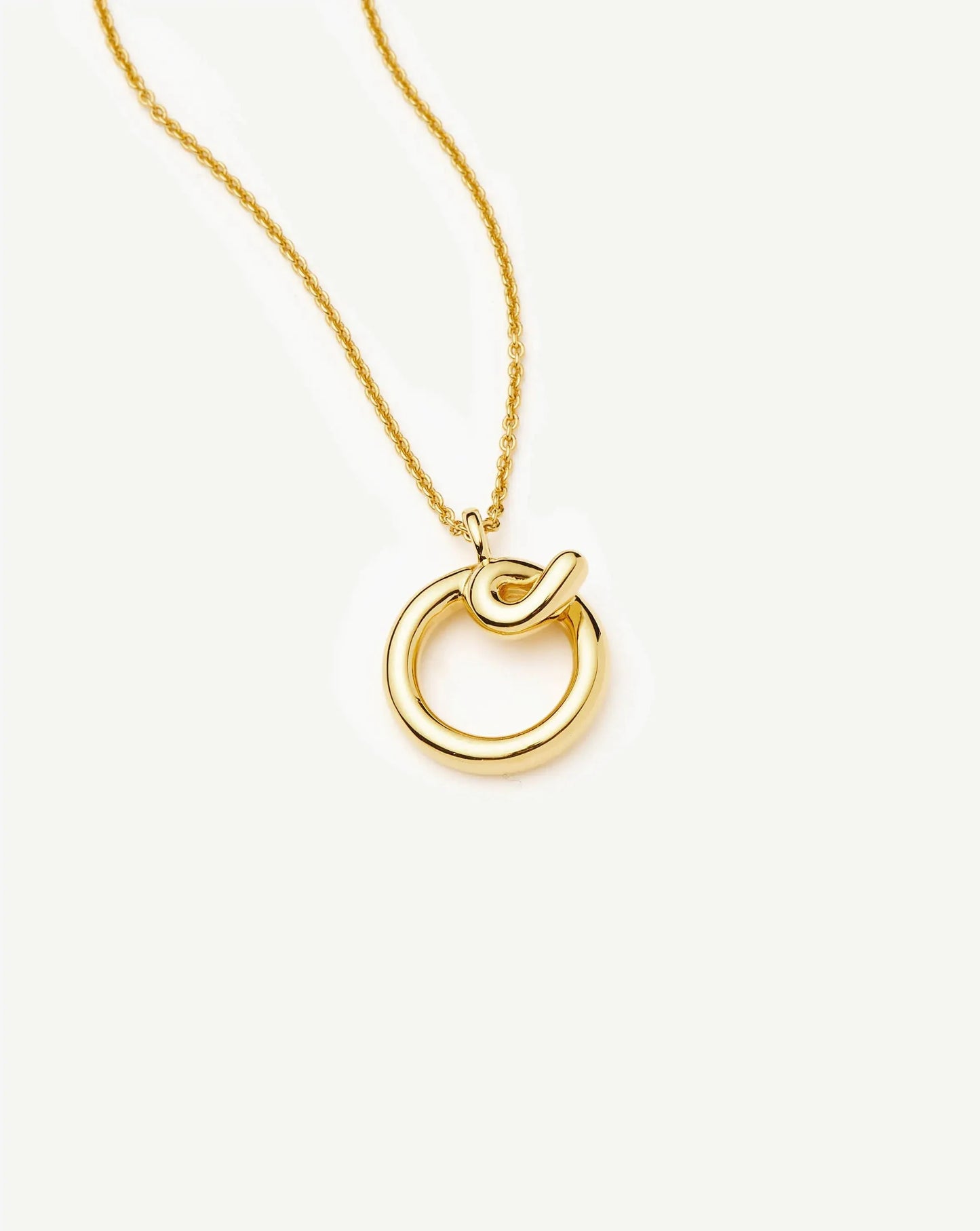 Curly Molten Initial Pendant Necklace - O | 18ct Gold Vermeil