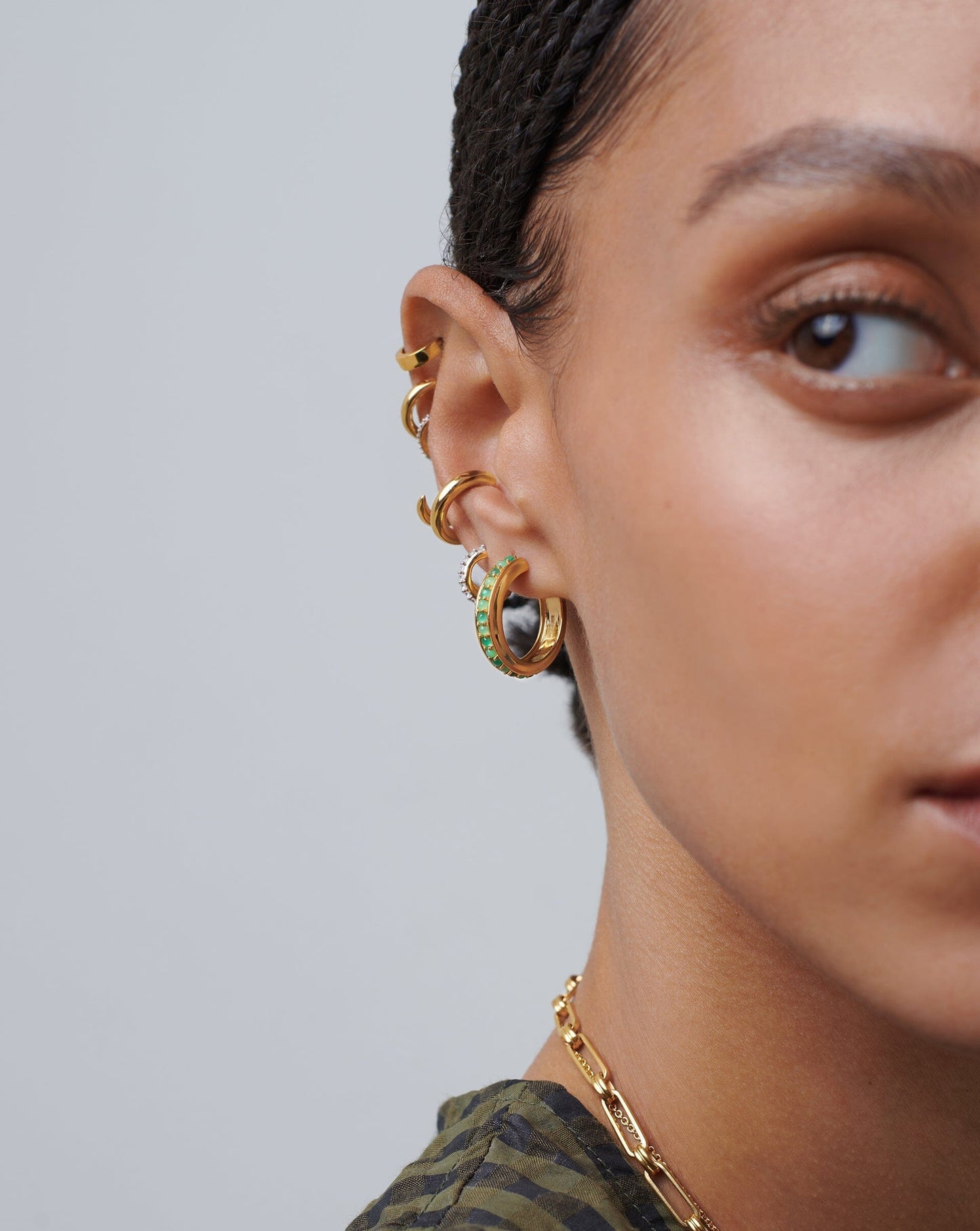 Hot Rox Gemstone Medium Hoop Earrings | 18ct Gold Vermeil/Green Onyx & Chalcedony