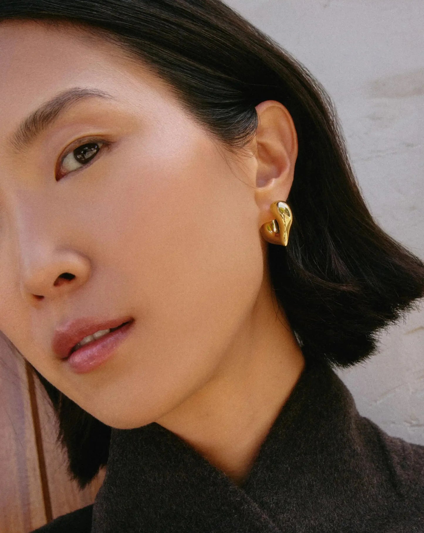 Molten Heart Medium Hoop Earrings | 18ct Gold Plated